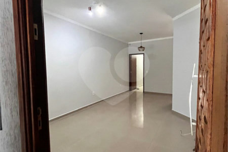 Casa Térrea à Venda em São Carlos, Santa Felícia