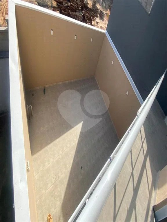 Linda casa nova á venda Jardim dos Sabias, 2 dormitorios um suite, uma vaga. 129m² de construção.