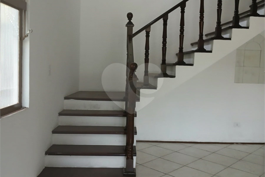 Sobrado com 280m² á venda - Itaquera