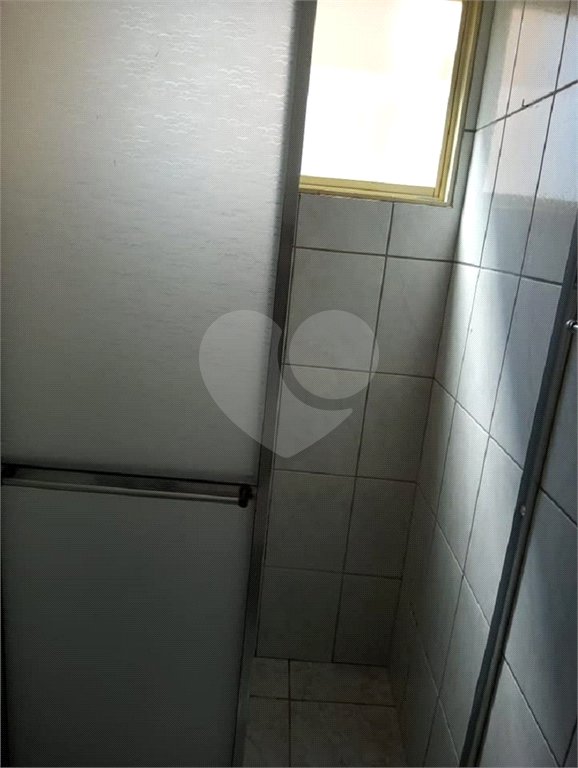 Apartamento no Condomínio Residencial Jardim das Torres.