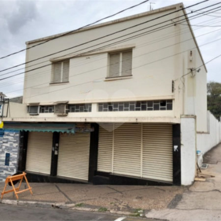 Prédio Comercial na Av. São Carlos - Excelente Oportunidade no Centro da Cidade