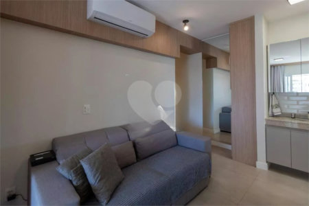 Apartamento á venda com 49m² - Campo Belo