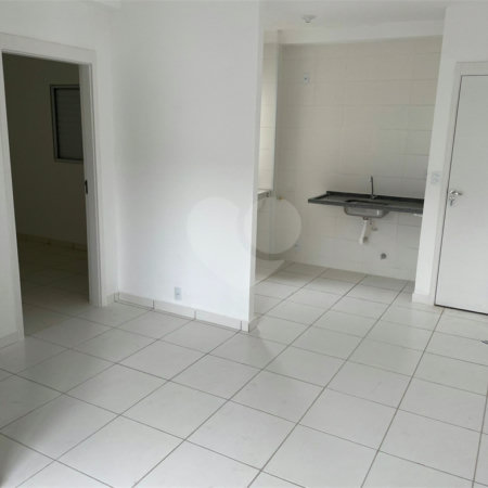 Apartamento à venda no Residencial Vila das Orquídeas, no Jockey Clube!