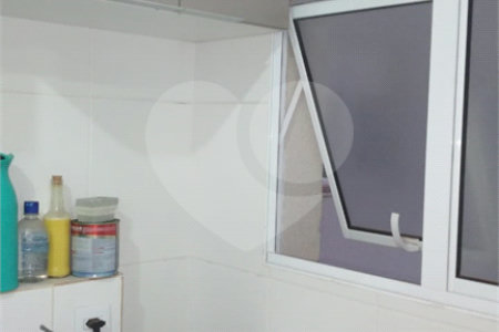 Lindo apartamento no Bosque dos Ipês .