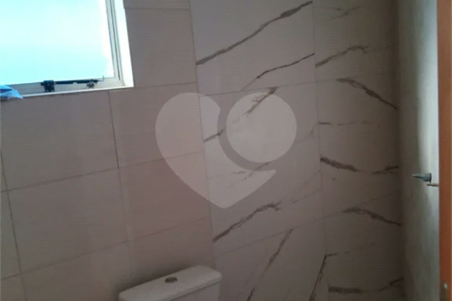 Sobrado moderno com 2 Suítes e vista Privilegiada no Jardim Bandeirantes, Poços de Caldas
