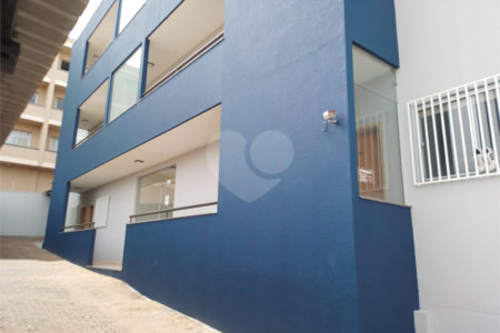 Apartamento à venda no Condomínio Álvaro Dziabas