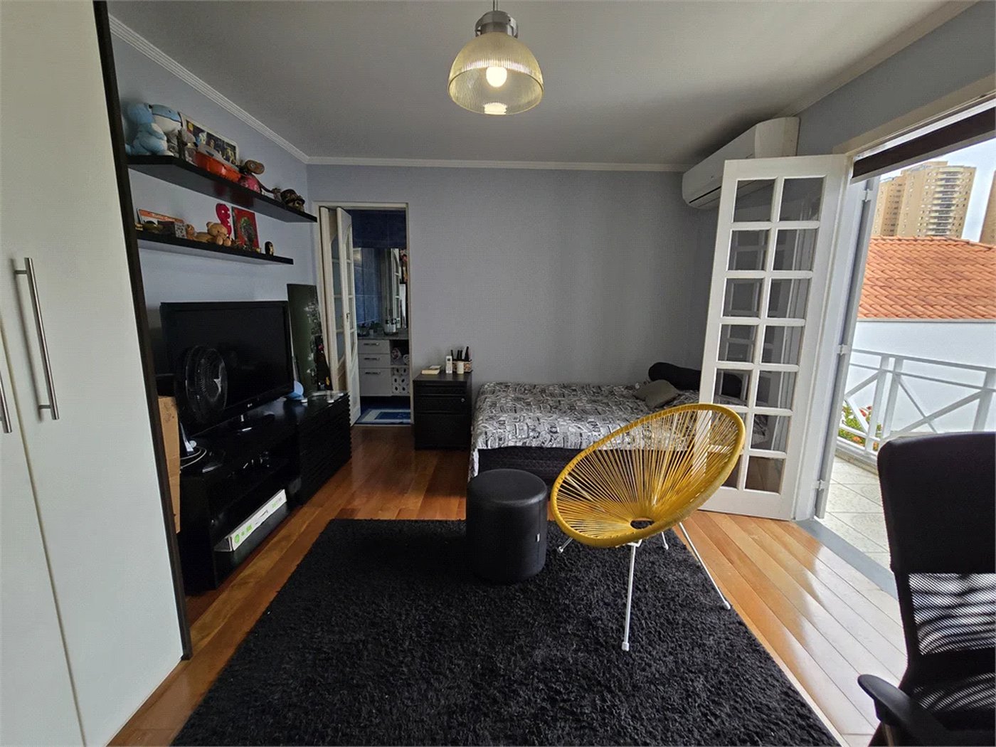 Sobrado à venda com 3 quartos, sendo 2 suítes,  em Jardim Bonfiglioli, São Paulo, SP