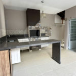 Indaiatuba- Villagio de Itaici- Venda - terreno 150,00 ms - construida 144, 15 ms - 3 dorms, 1 suite, sala, cozinha, wc - R$ 999.900,00 -Área de lazer conta com: Salão de festas - Piscina - Clube - Playground - Academia completamento bancário. Imóvel locado em setembro 2024, venda para investidor,