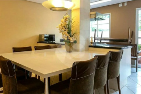 Apartamento á venda na Luz