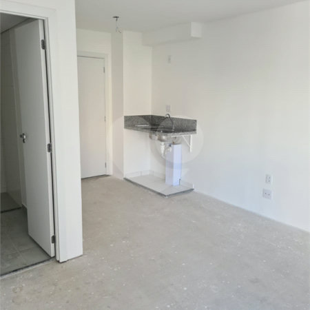 Apartamento à venda na Bela Vista de 24m2 com 1 dormitórios e sem vagas.Estuda Permuta.