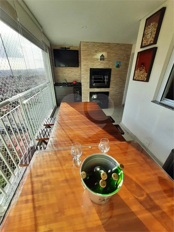 Apartamento à venda com 2 quartos, sendo 1 suíte,  em Vila Ester (zona Norte), São Paulo, SP