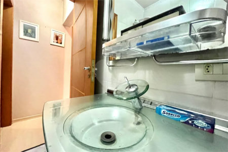 Sobrado espaçoso à venda com 220m² no Planalto Paulista
