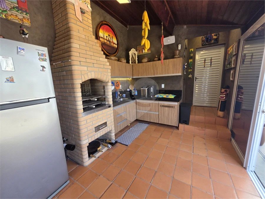 Casa térrea 3 dormitórios com piscina e área Gourmet à venda São Carlos