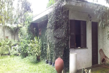 Casa Térrea à venda com 4 quartos, sendo 1 suíte, em Granja Julieta, São Paulo, SP