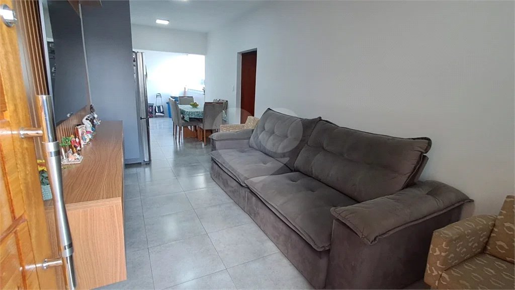 Casa à Venda | 125 m² | Mobiliada | 3 dormitórios (2 suítes) | 1 vaga na Parada Inglesa!