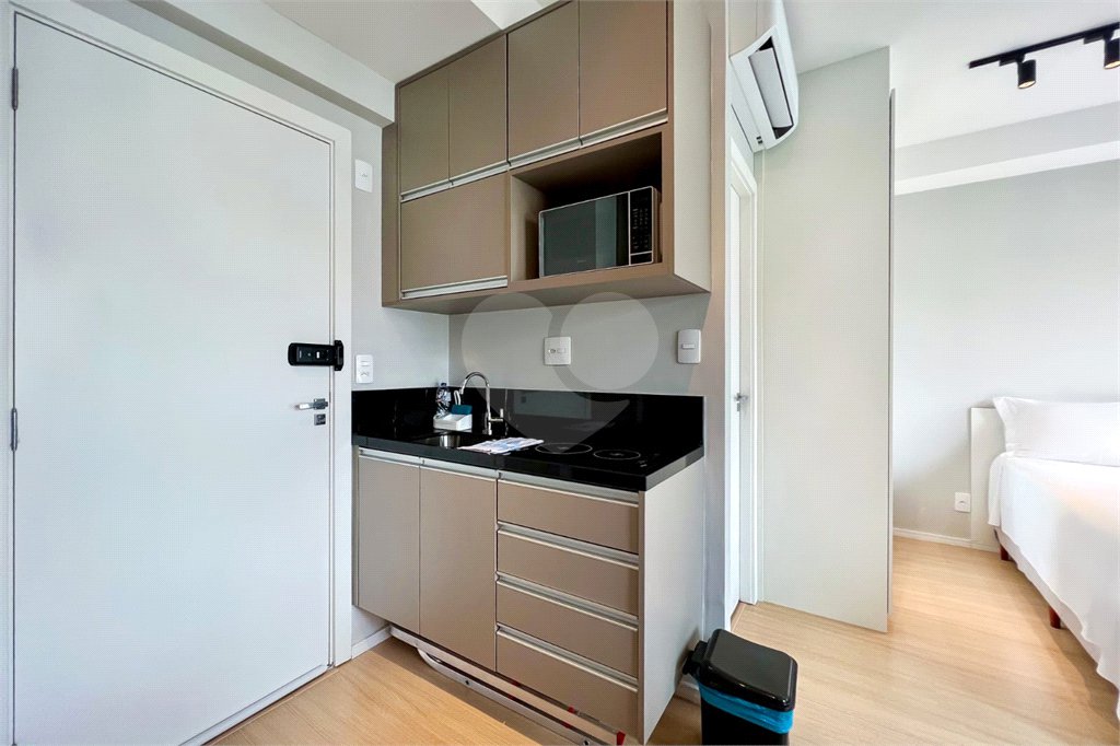 Studio Mobiliado na Vila Nova Conceição – Conforto e Estilo em 27m²!