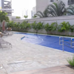 Espaço, conforto e uma localização privilegiada fazem deste apartamento mobiliado no Baeta Neves, em São Bernardo do Campo, uma excelente opção para seu novo lar. Com 118 m², três dormitórios e quatro banheiros, o imóvel oferece ambientes amplos para acomodar a família e receber amigos com comodidad
