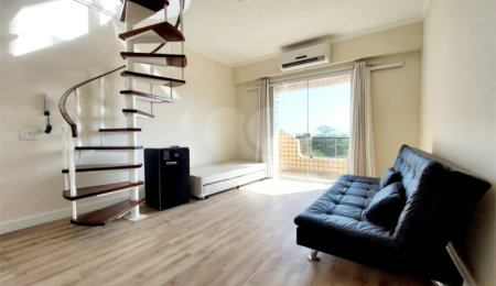 Cobertura à venda com 3 quartos, sendo 1 suíte,  em Enseada, Guarujá, SP