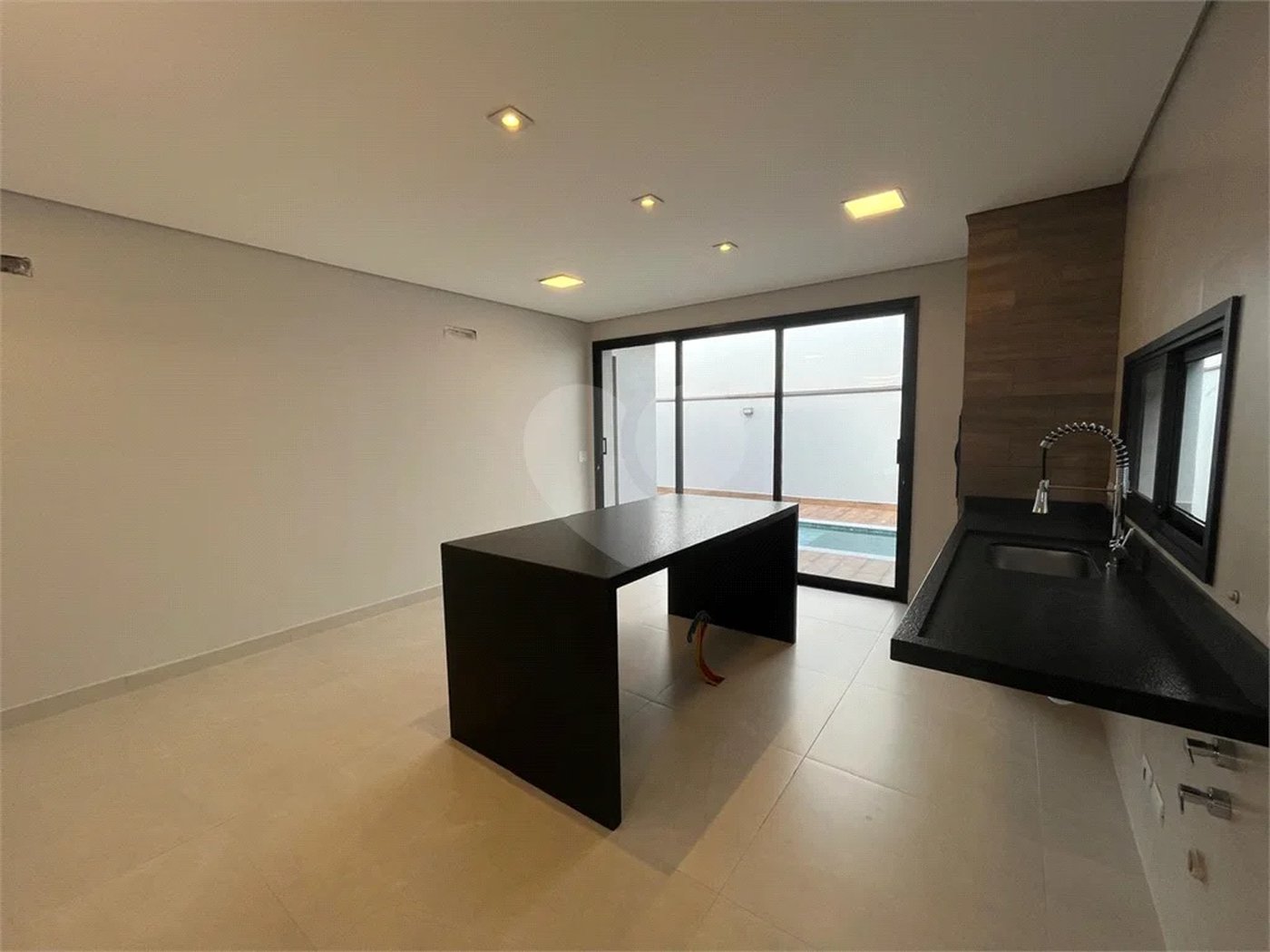 Excelente Casa Plana no Condomínio Bela Vista