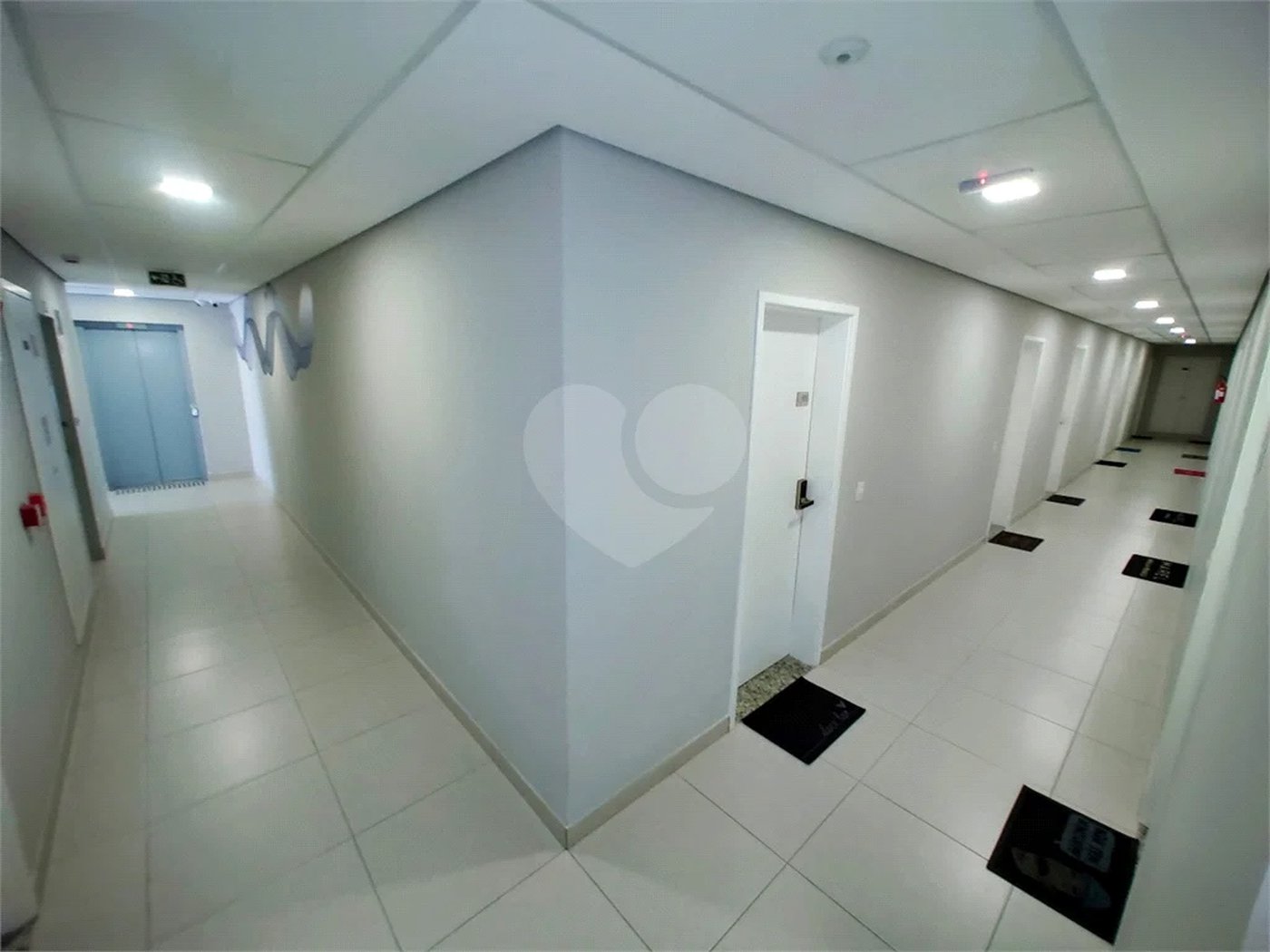 Studio Mobiliado na República – 22m² com Varanda