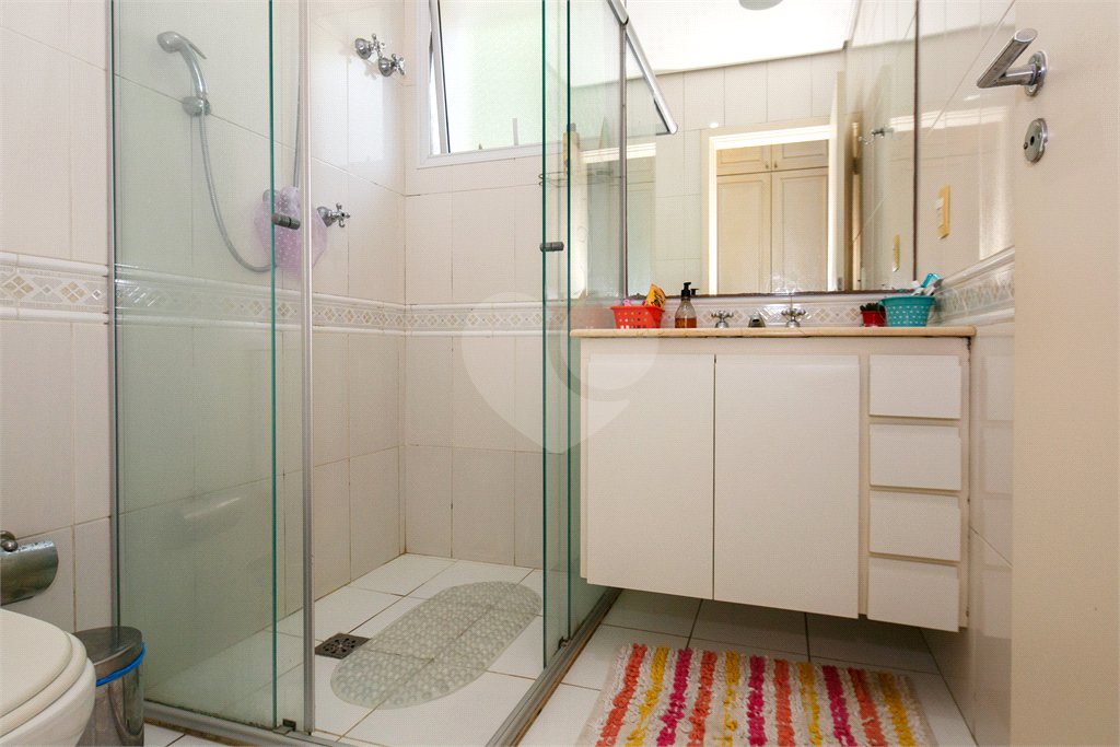 Casa à venda com 5 suítes no condomínio Villa Florida, São Paulo - SP