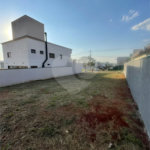 Terreno Plano à venda no Condomínio Villa Bela Vista em Piracicaba/SP.