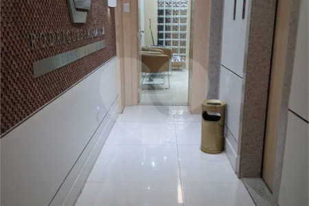 Sala comercial no centro de São Paulo