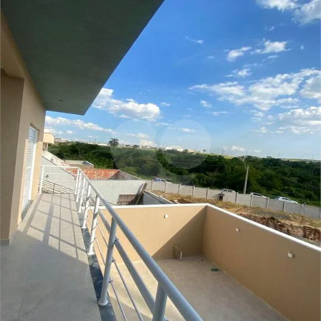 Linda casa nova á venda Jardim dos Sabias, 2 dormitorios um suite, uma vaga. 129m² de construção.