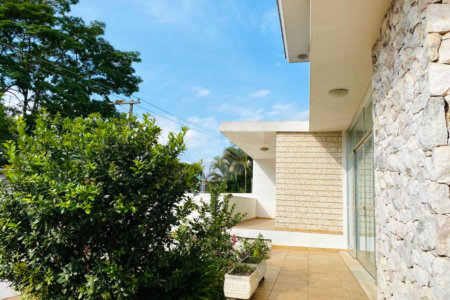 Sobrado à venda com 5 quartos, sendo 1 suíte, em Interlagos, São Paulo, SP