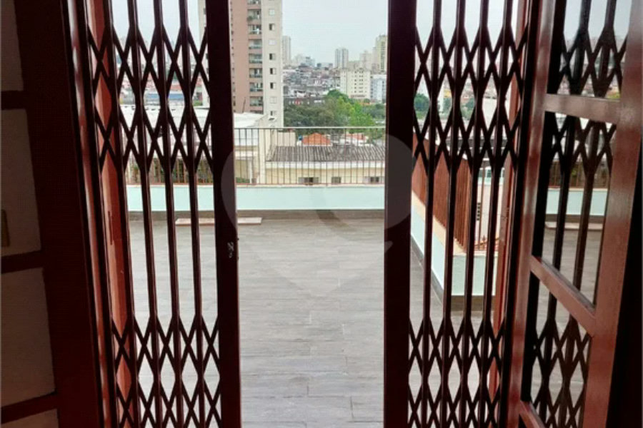 Sobrado à venda na Saúde c/ 330m2 - 5 Quartos/1 Suíte/2Vagas