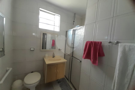 Casa multifuncional a venda na Vila Boa Vista 1