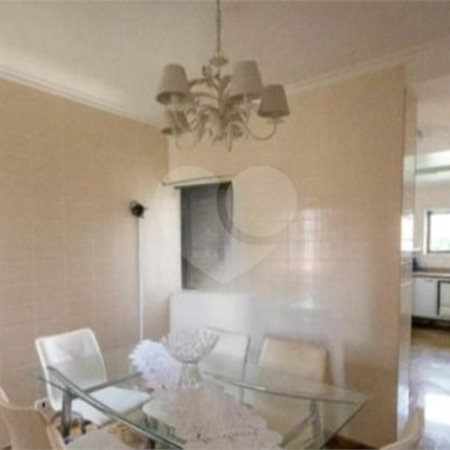 Apartamento 580m², 4 quatos, sendo 4 suítes, 5 vagas de garagem, à venda no Bosque da Saúde