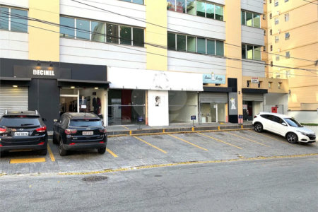 Aluga-se loja de rua, 230 m2, no Portal do Morumbi