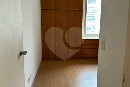 Amplo e Clássico: Apartamento de 90 m² em Higienópolis!