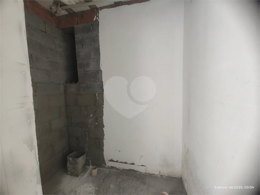 Apartamento 2 dormitórios (1 suíte) com vaga garagem, excelente localização, programa MCMV