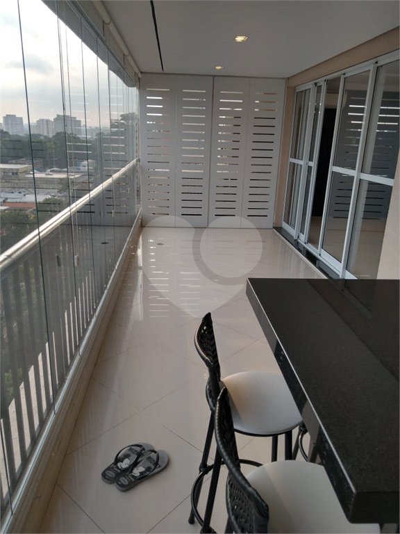 Apartamento 3 suítes, varanda gourmet, 3 vagas em Condomínio Clube na Mooca
