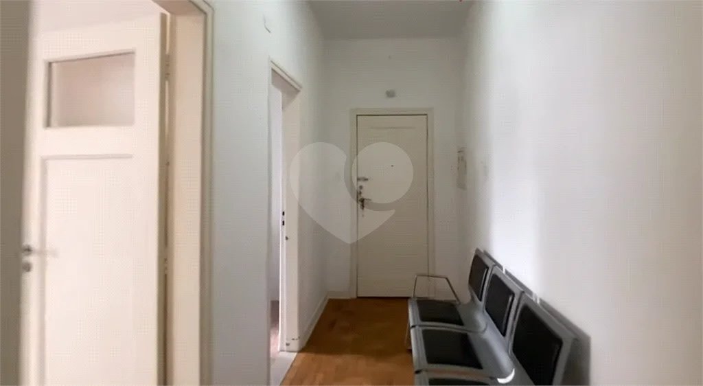 Apartamento 2 dormitorios, sala, cozinha sem vaga ,no bairro Republica