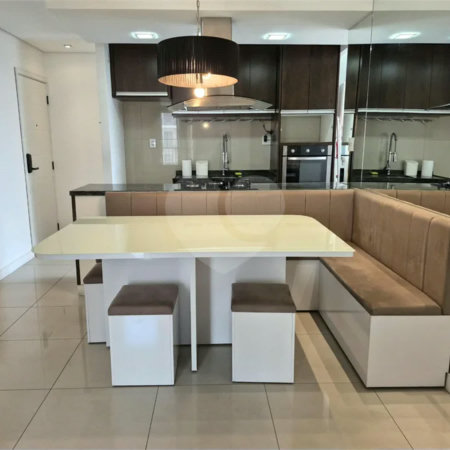 Oportunidade na Vila Leopoldina! Imóvel de 69m2, com 3 dorm., sendo 1 suíte, 2 banheiros, sala, cozinha e 2 vagas. Com ar condicionado em 2 dorm.