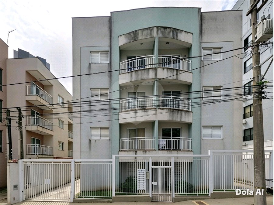 Apartamento à venda perto da USP com vaga coberta