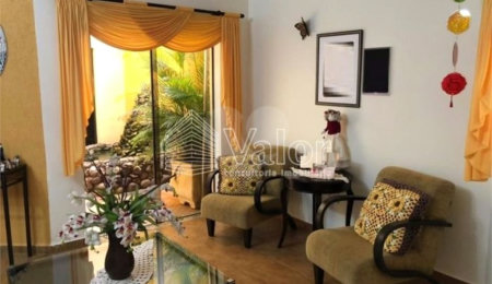 Casa à venda com 3 quartos, sendo 1 suíte,  em Jardim Alvorada, São Carlos, SP