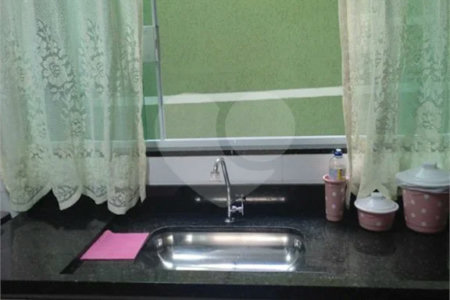 Casa com 64m², 2 quartos, 2 garagens, à venda em Itaquera