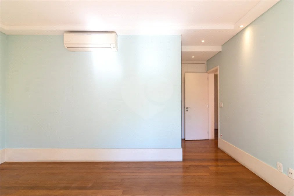 Vila Andrade / Jardim Sul - 4 dormitórios | 2 suítes | 3 vagas | depósito