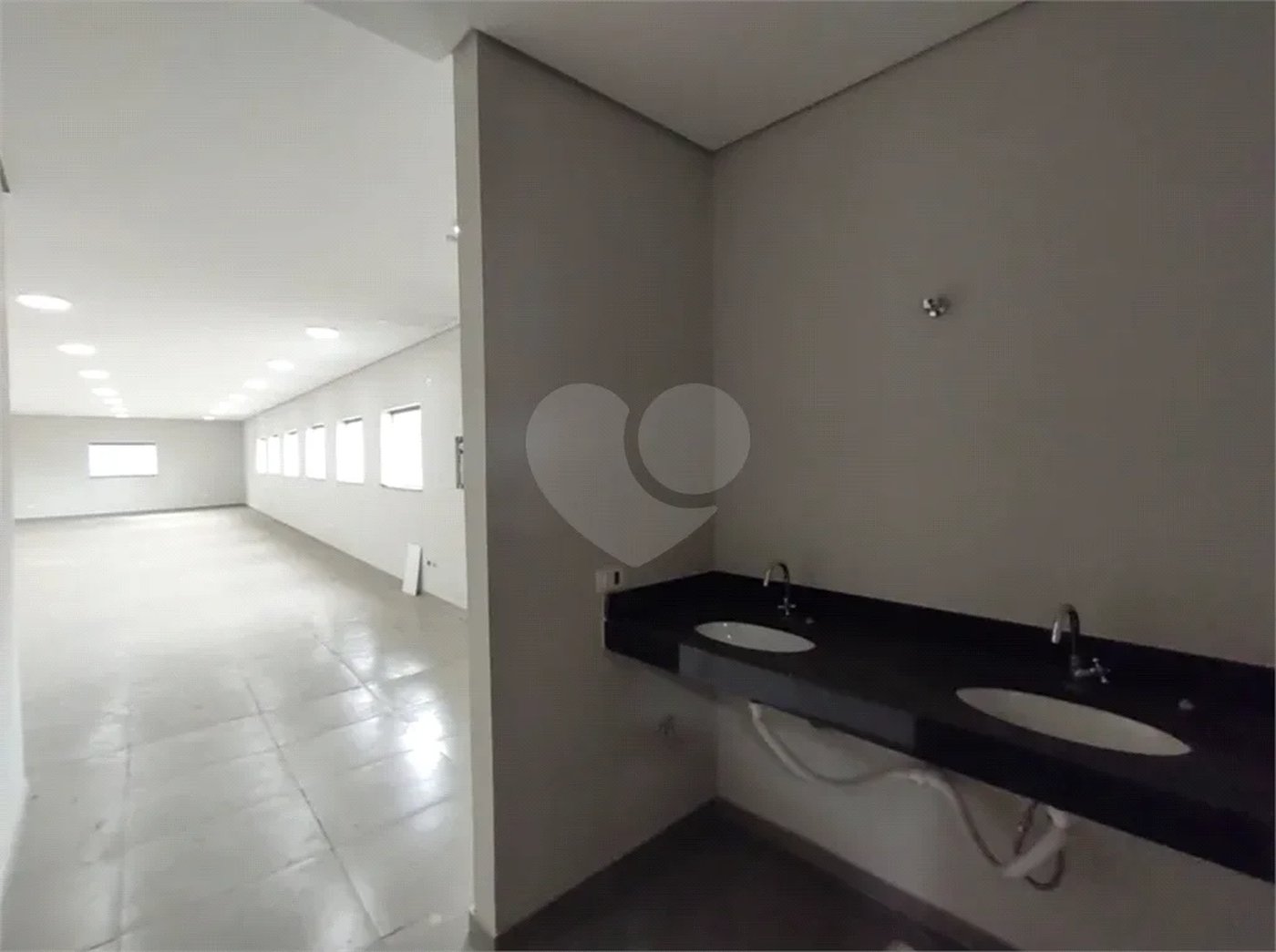 SALÃO COMERCIAL PARA LOCAÇÃO – AVENIDA ARMANDO SALLES