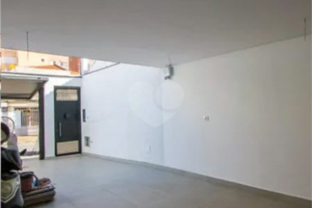 Sobrado novo , com 230m² , 3 suítes , 4 vagas de garagem , à venda no Jardim Bela Vista , em Santo André.