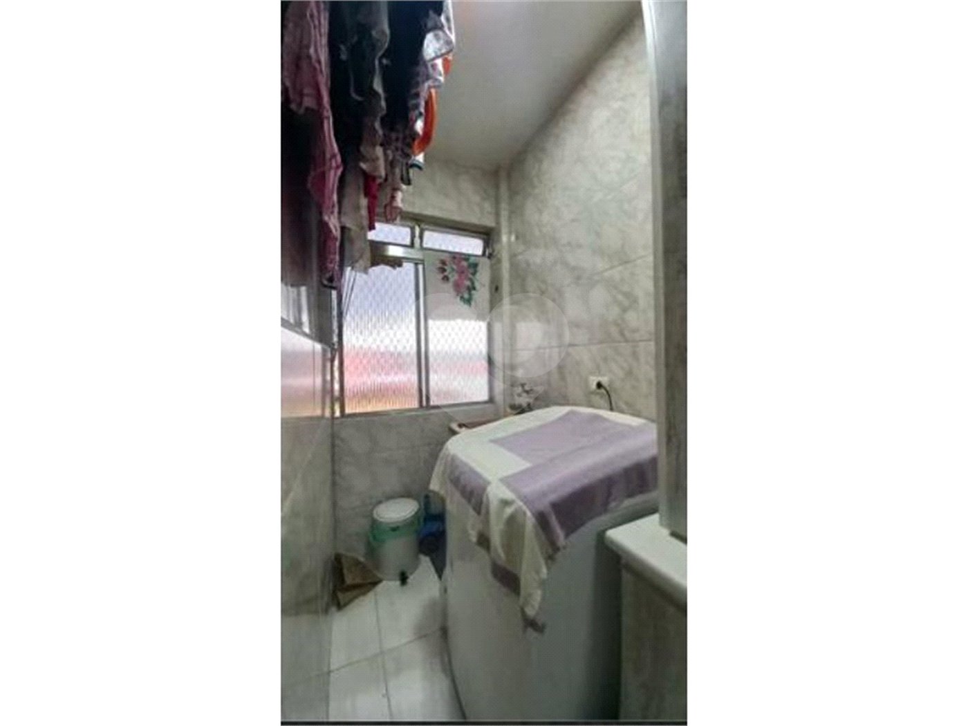 2 quartos e vaga de garagem