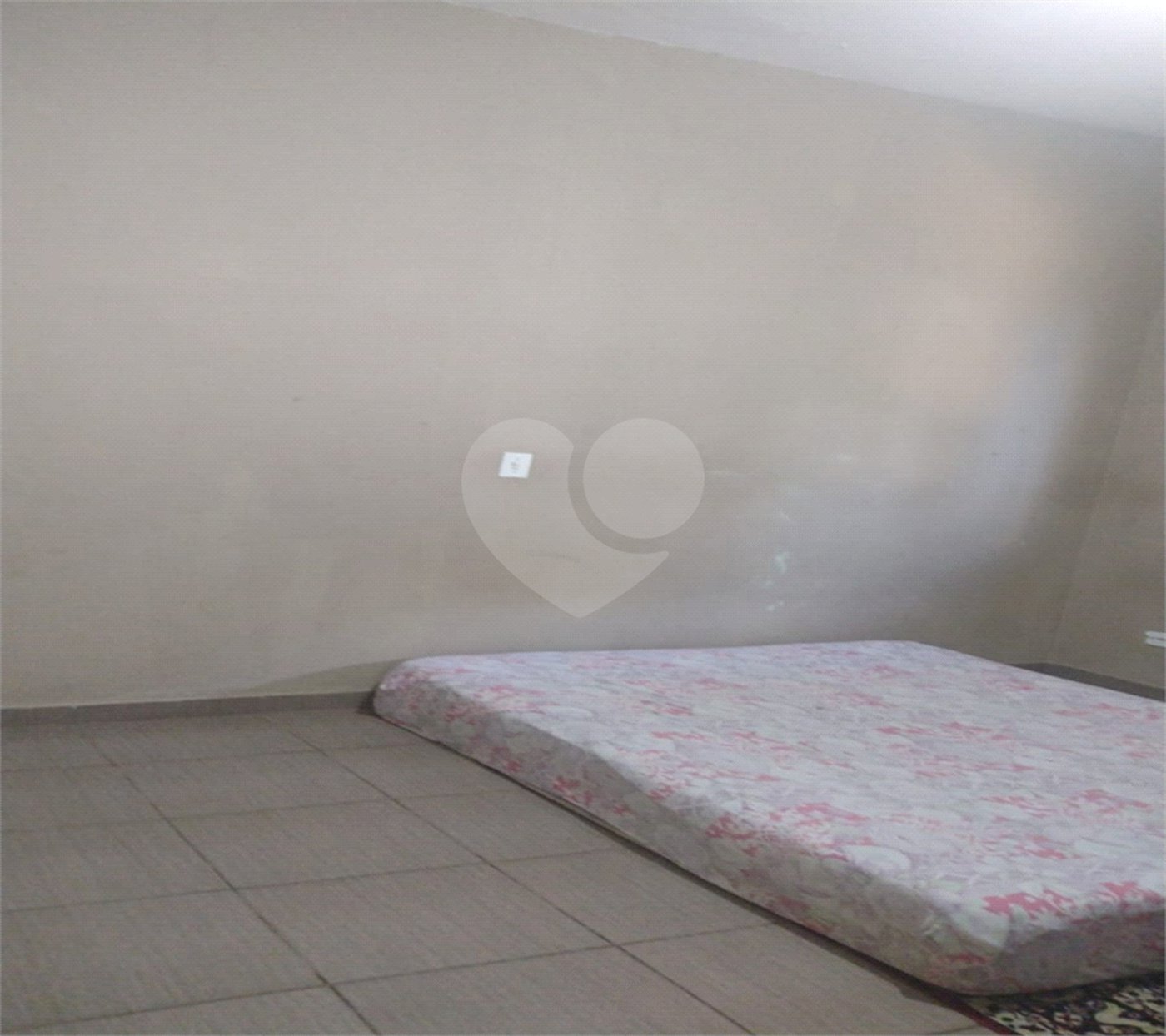 Casa no Jardim Embaré 2 dormitórios 250m@ de terreno