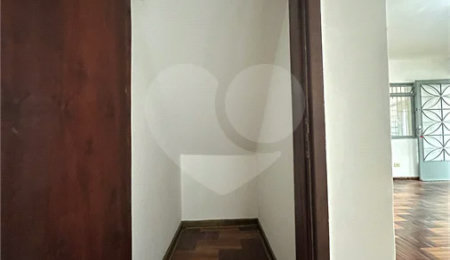 Sobrado à venda com 3 quartos, sendo 1 suíte,  em TREMEMBÉ, São Paulo, SP
