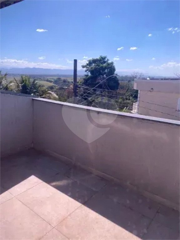 CASA A VENDA NO VISTA LINDA, 3 DORMITORIOS, 2 BANHEIROS, 2 VAGAS, SÃO JOSÉ DOS CAMPOS/SP.