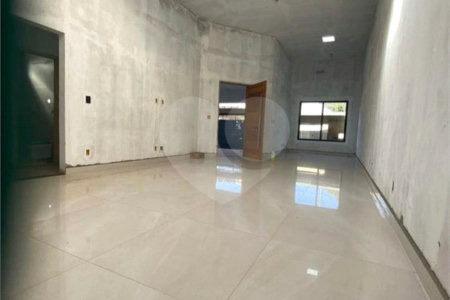 Casa Térrea à venda com 3 quartos, sendo 1 suíte, em Vila Cidade Industrial (vila Xavier), Araraquara, SP