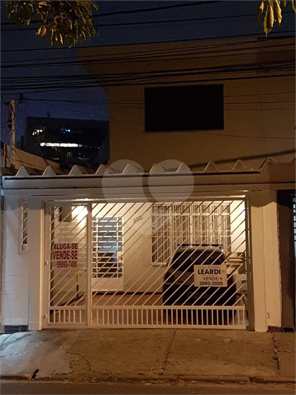 Sobrado à venda com 3 quartos, sendo 1 suíte, em Brooklin, São Paulo, SP